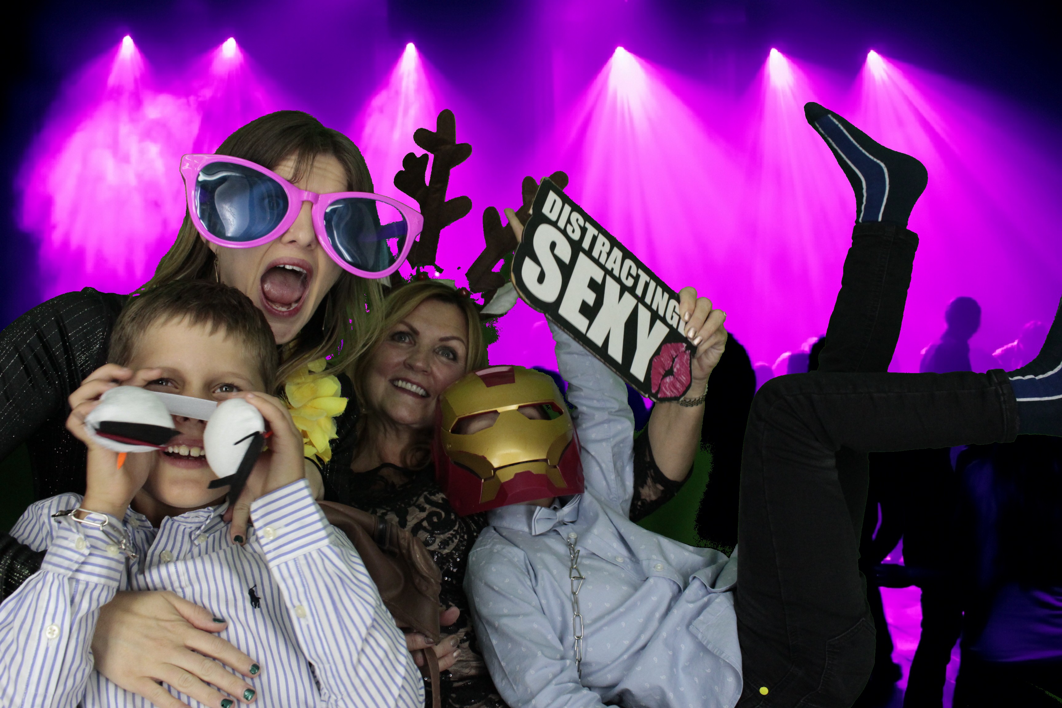 Christine's 60th Birthday | View more photos from the event at gallery.myphotoboothexperience.co.uk/u/MyPhotoBoothExperienceLtd/Christines-60th-Birthday